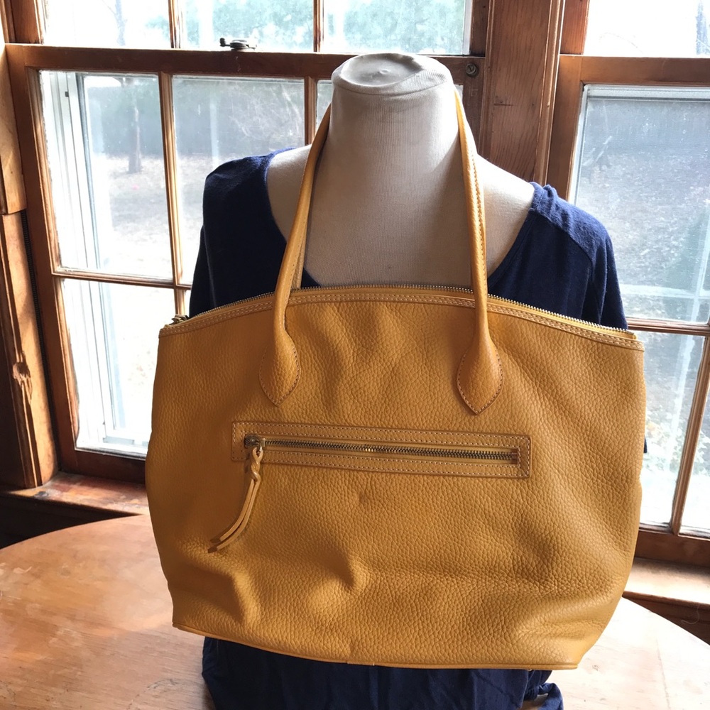 Dooney & Bourke Yellow Tote with Genuine Leather in Pebble and Spacious Design - Picture 2 of 8